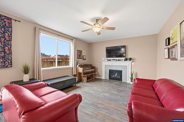 435 SE Belgian St, Sublimity, OR 97385