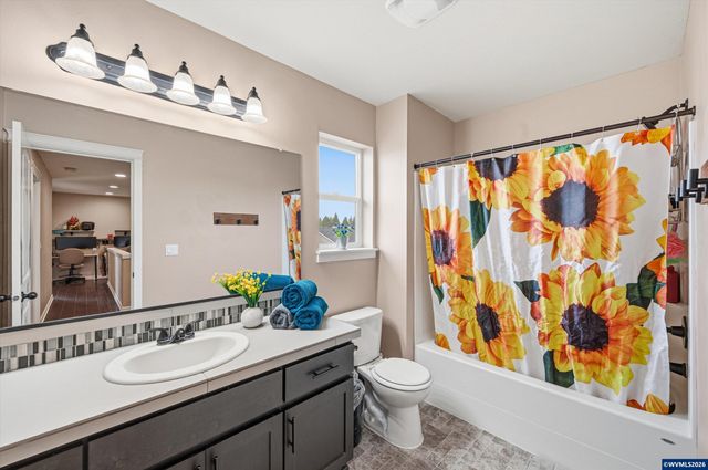 435 SE Belgian St, Sublimity, OR 97385