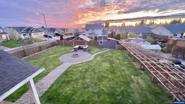 435 SE Belgian St, Sublimity, OR 97385