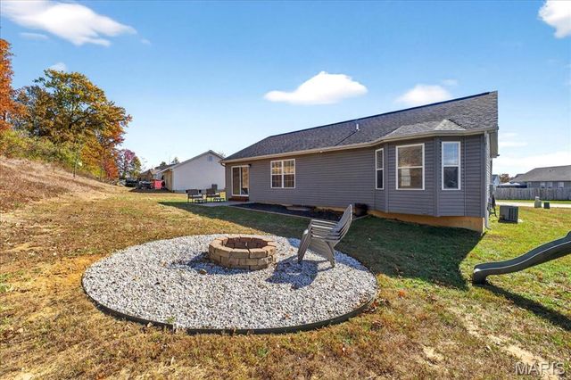 37 Briar Way, Moscow Mills, MO 63362