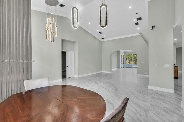 12555 SW 34th Pl, Davie, FL 33330