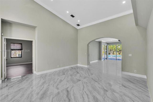 12555 SW 34th Pl, Davie, FL 33330