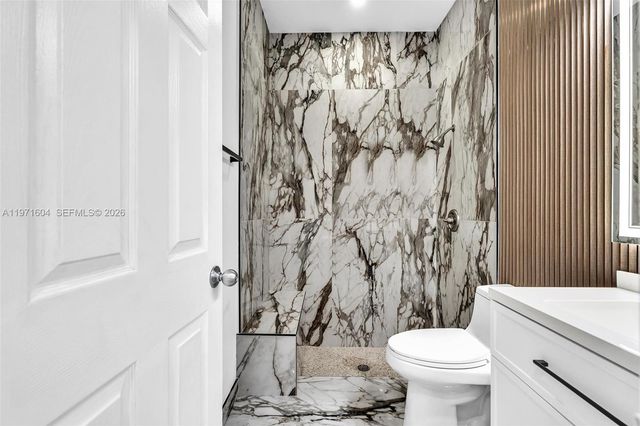 12555 SW 34th Pl, Davie, FL 33330