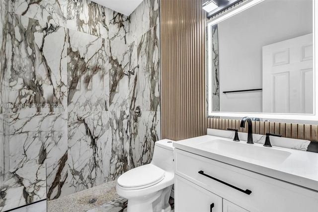 12555 SW 34th Pl, Davie, FL 33330