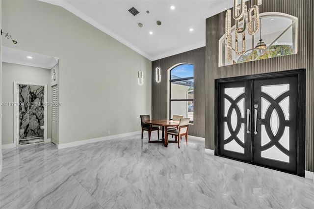 12555 SW 34th Pl, Davie, FL 33330