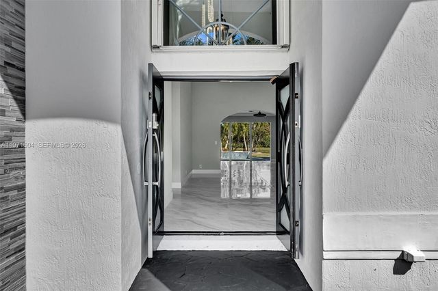 12555 SW 34th Pl, Davie, FL 33330