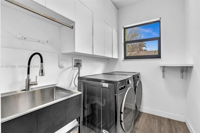 12555 SW 34th Pl, Davie, FL 33330