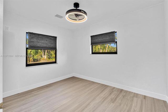 12555 SW 34th Pl, Davie, FL 33330