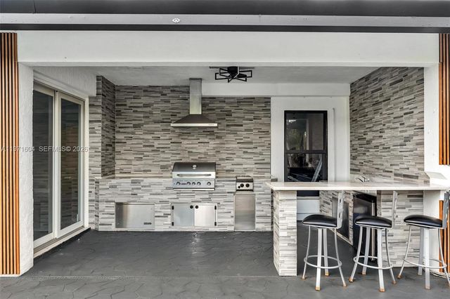 12555 SW 34th Pl, Davie, FL 33330