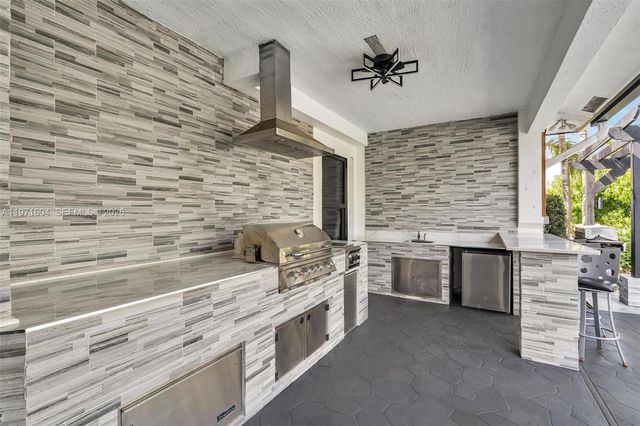 12555 SW 34th Pl, Davie, FL 33330