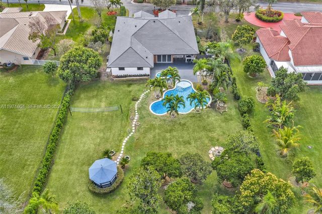 12555 SW 34th Pl, Davie, FL 33330