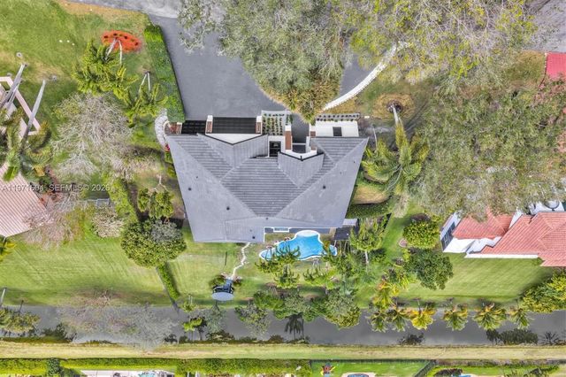 12555 SW 34th Pl, Davie, FL 33330