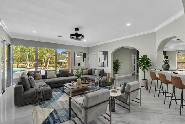 12555 SW 34th Pl, Davie, FL 33330