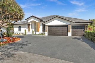 12555 SW 34th Pl, Davie, FL 33330