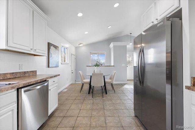 20217 14 Mile Road, Clinton Charter Township, MI 48035