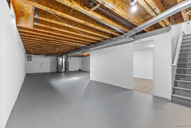 20217 14 Mile Road, Clinton Charter Township, MI 48035