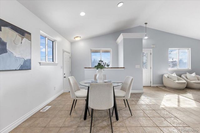 20217 14 Mile Road, Clinton Charter Township, MI 48035