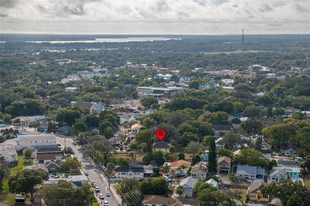 553 DIVISION STREET, Tarpon Springs, FL 34689