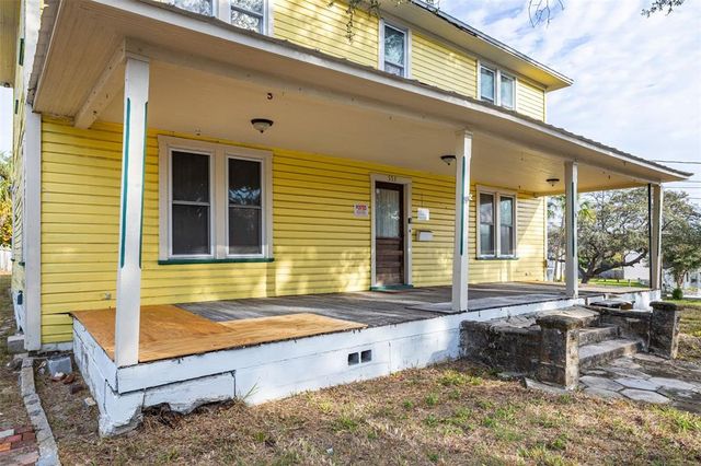 553 DIVISION STREET, Tarpon Springs, FL 34689