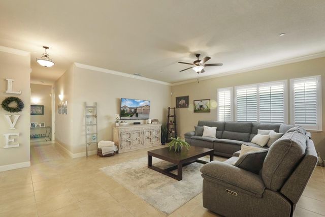 752 Stargell Way, Galt, CA 95632