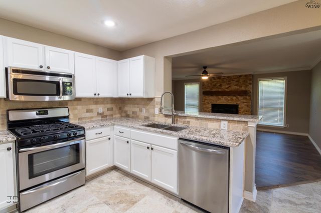 4302 HUGHES DRIVE, Wichita Falls, TX 76308