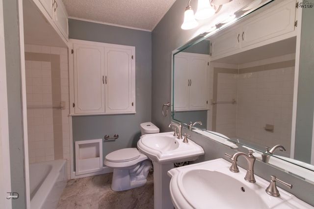 4302 HUGHES DRIVE, Wichita Falls, TX 76308