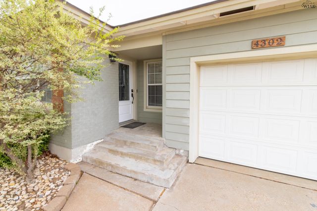 4302 HUGHES DRIVE, Wichita Falls, TX 76308