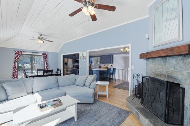 63 Deer Ridge Road, Mashpee, MA 02649