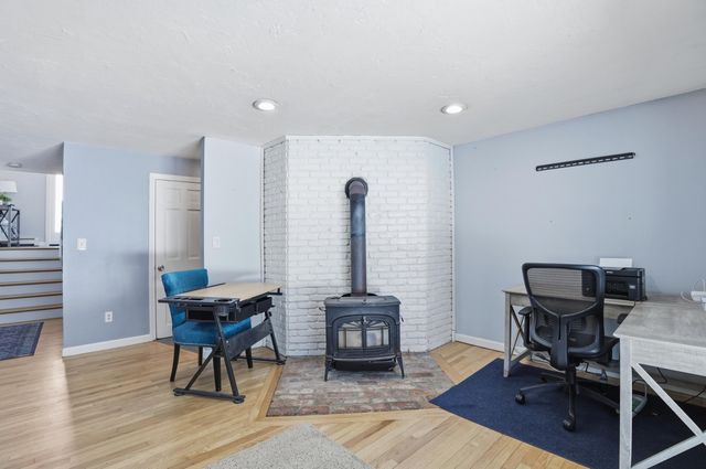 63 Deer Ridge Road, Mashpee, MA 02649