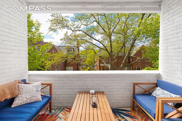 3441 85th St Apt 2R, New York City, NY 11372