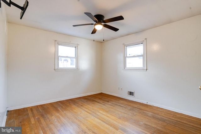 38 GLENDALE AVE, Glen Burnie, MD 21061