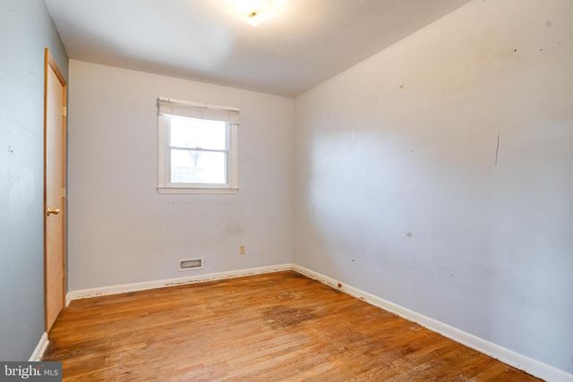 38 GLENDALE AVE, Glen Burnie, MD 21061