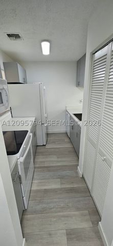 3282 NW 103rd Ter 205-A, Coral Springs, FL 33065