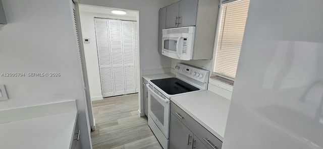 3282 NW 103rd Ter 205-A, Coral Springs, FL 33065
