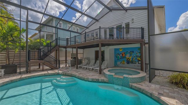 4939 COMMONWEALTH DRIVE, Sarasota, FL 34242