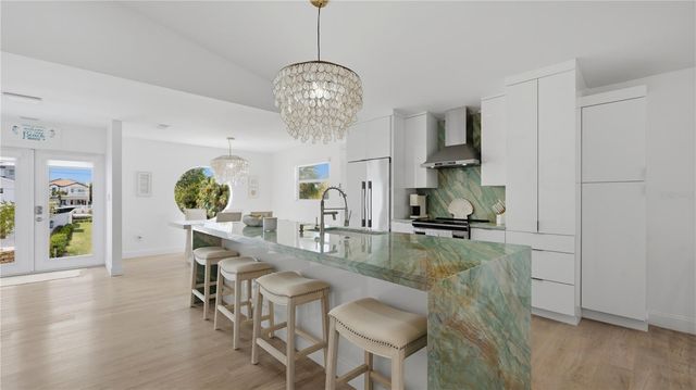 4939 COMMONWEALTH DRIVE, Sarasota, FL 34242