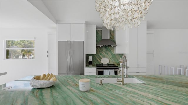 4939 COMMONWEALTH DRIVE, Sarasota, FL 34242