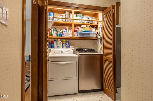 1956 Wilton Circle, Raleigh, NC 27615