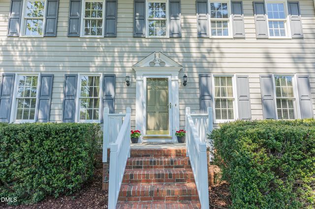 1956 Wilton Circle, Raleigh, NC 27615