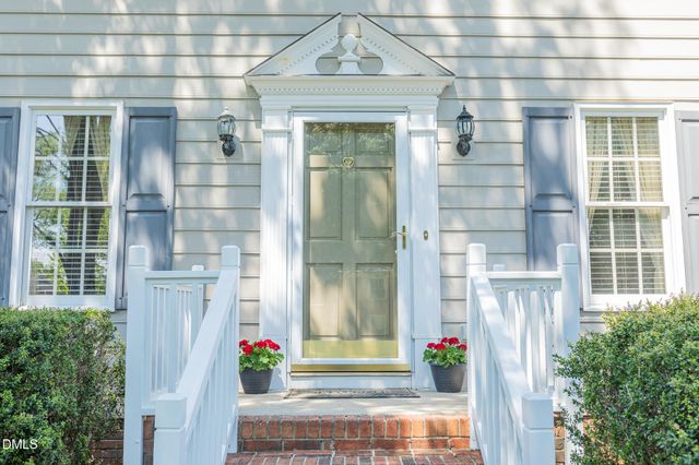 1956 Wilton Circle, Raleigh, NC 27615