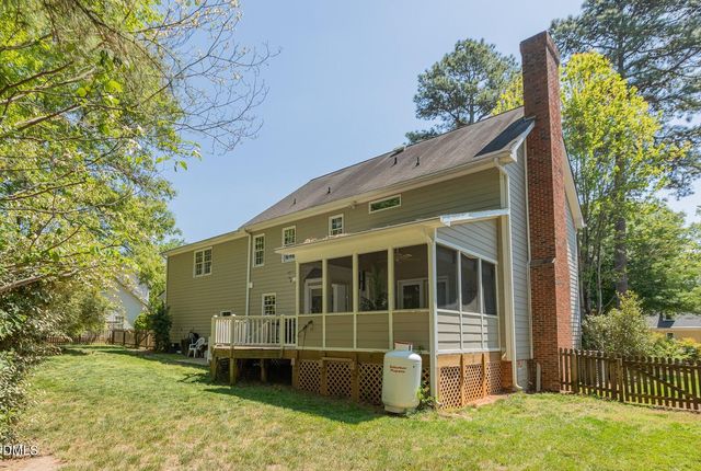 1956 Wilton Circle, Raleigh, NC 27615