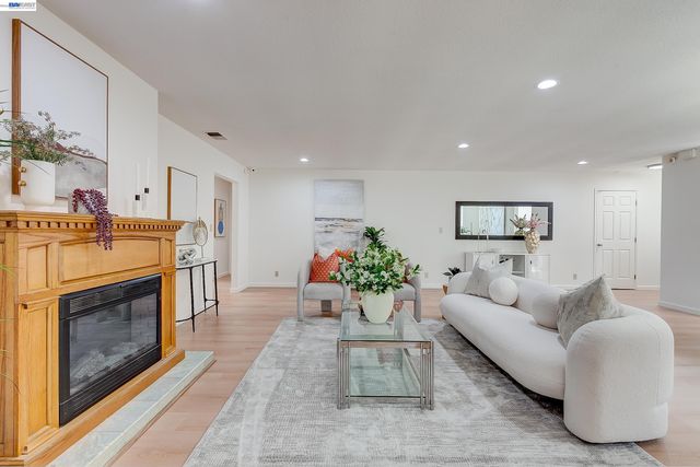 4167 Sunflower Ct., Union City, CA 94587