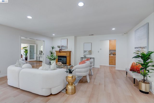 4167 Sunflower Ct., Union City, CA 94587