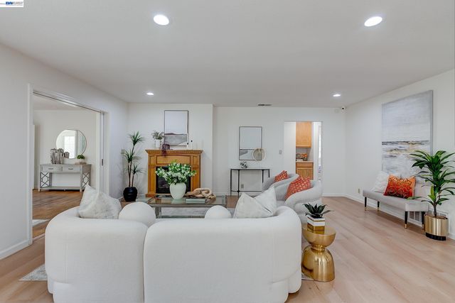 4167 Sunflower Ct., Union City, CA 94587