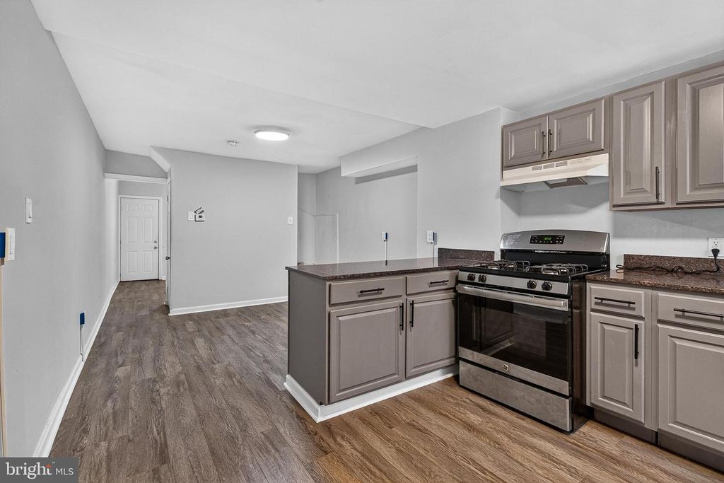 2012 ETTING ST, Baltimore, MD 21217