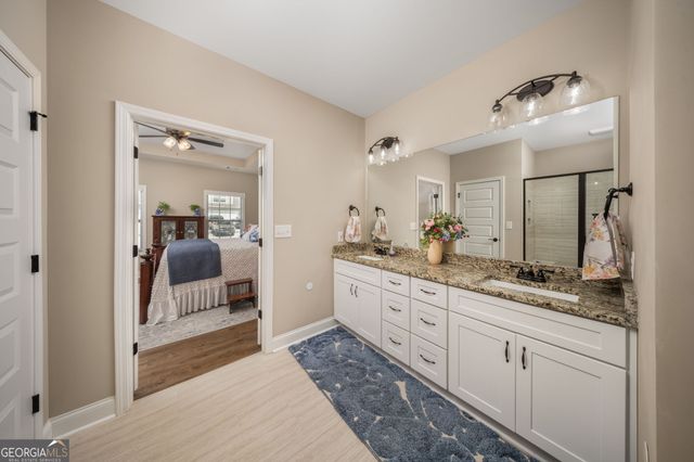 492 Nandina Court, Warner Robins, GA 31088