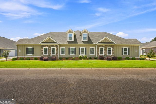 492 Nandina Court, Warner Robins, GA 31088