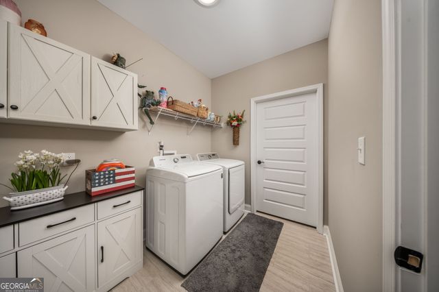 492 Nandina Court, Warner Robins, GA 31088