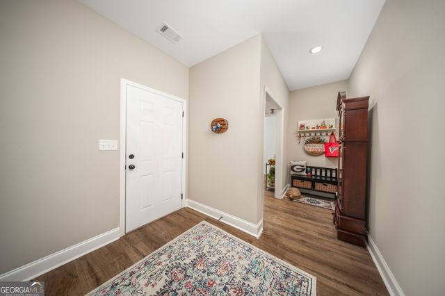 492 Nandina Court, Warner Robins, GA 31088