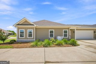 492 Nandina Court, Warner Robins, GA 31088